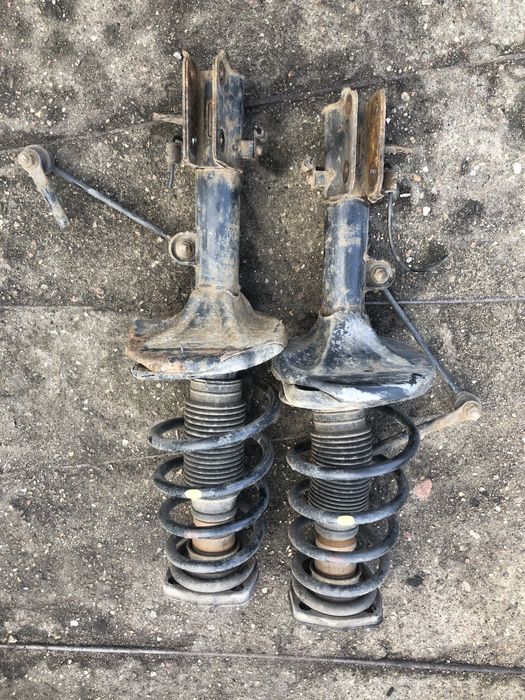 Задні стойки в зборі з пружинами hundai tucson кіа спортейдж 04-10p