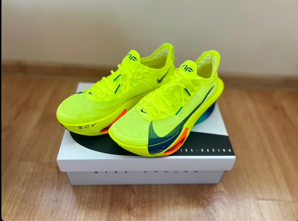 Dowód zakupu / Nowe - Buty do biegania Nika Alphafly 3 r. 43