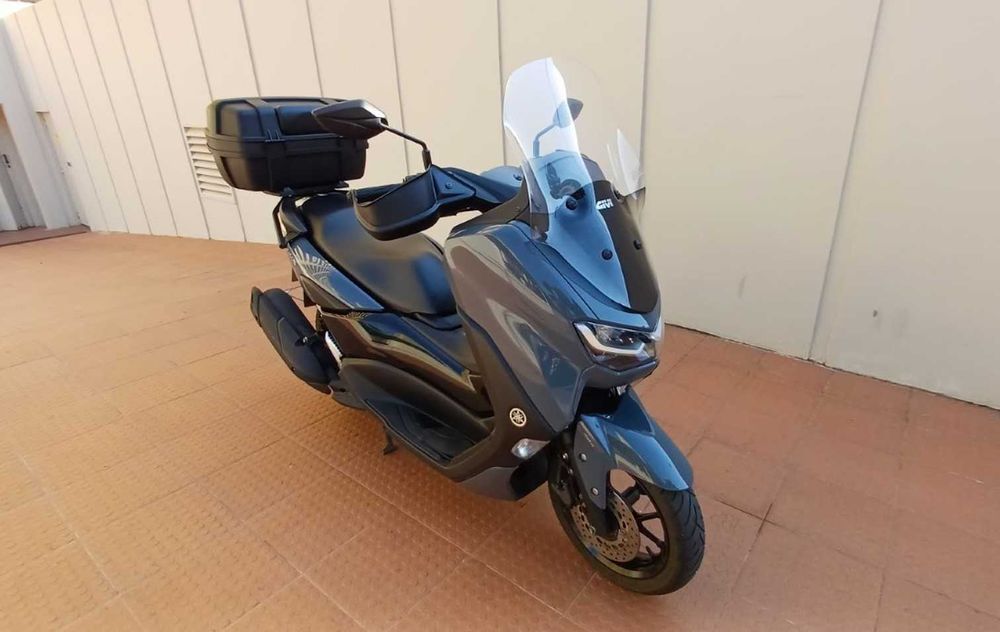 Yamaha n-max 125 c/ 13 mil kms