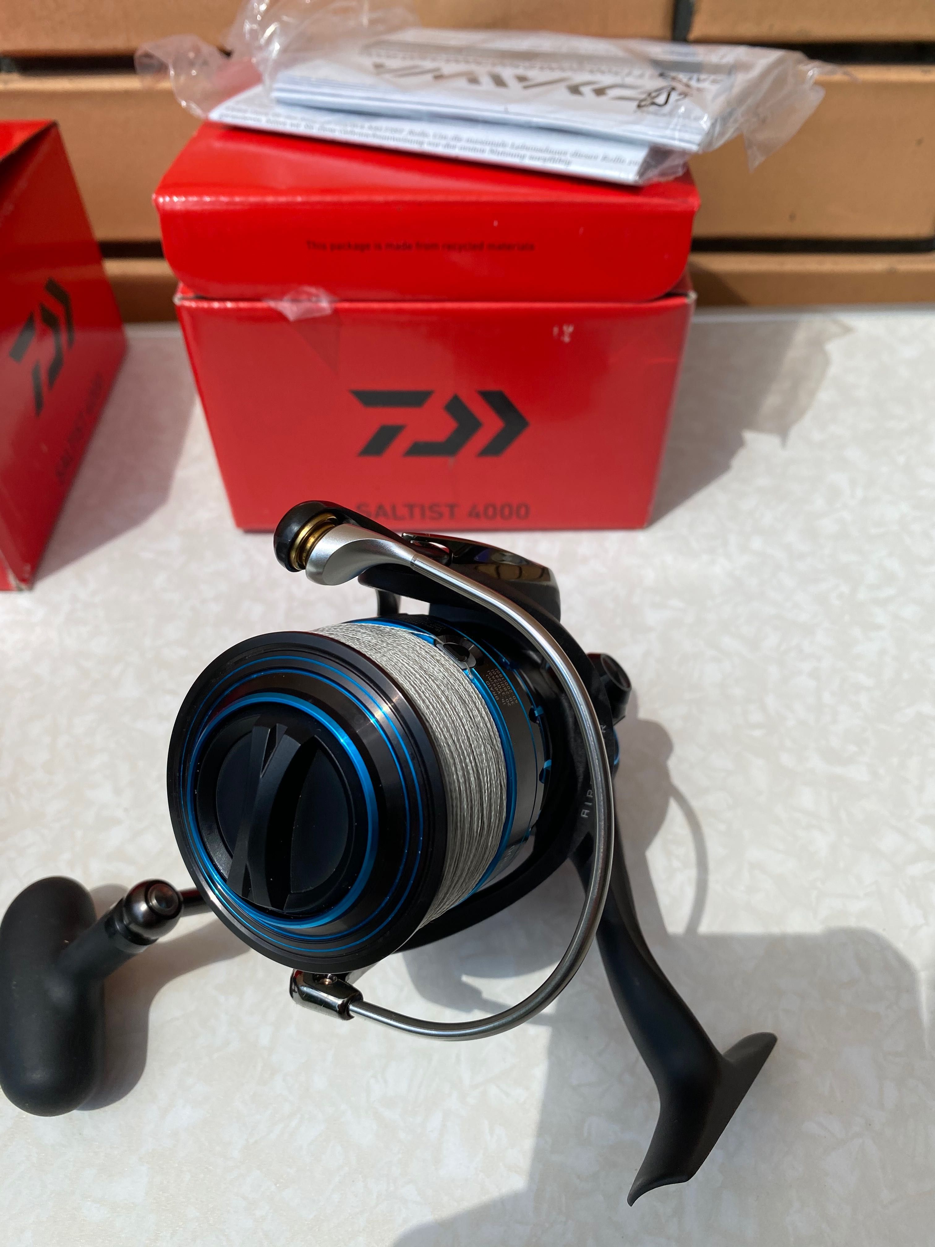 Катушки Shimano 14 Stella 2500  ,.Спиннинг Shimano,,DAIWA Saltist 4000