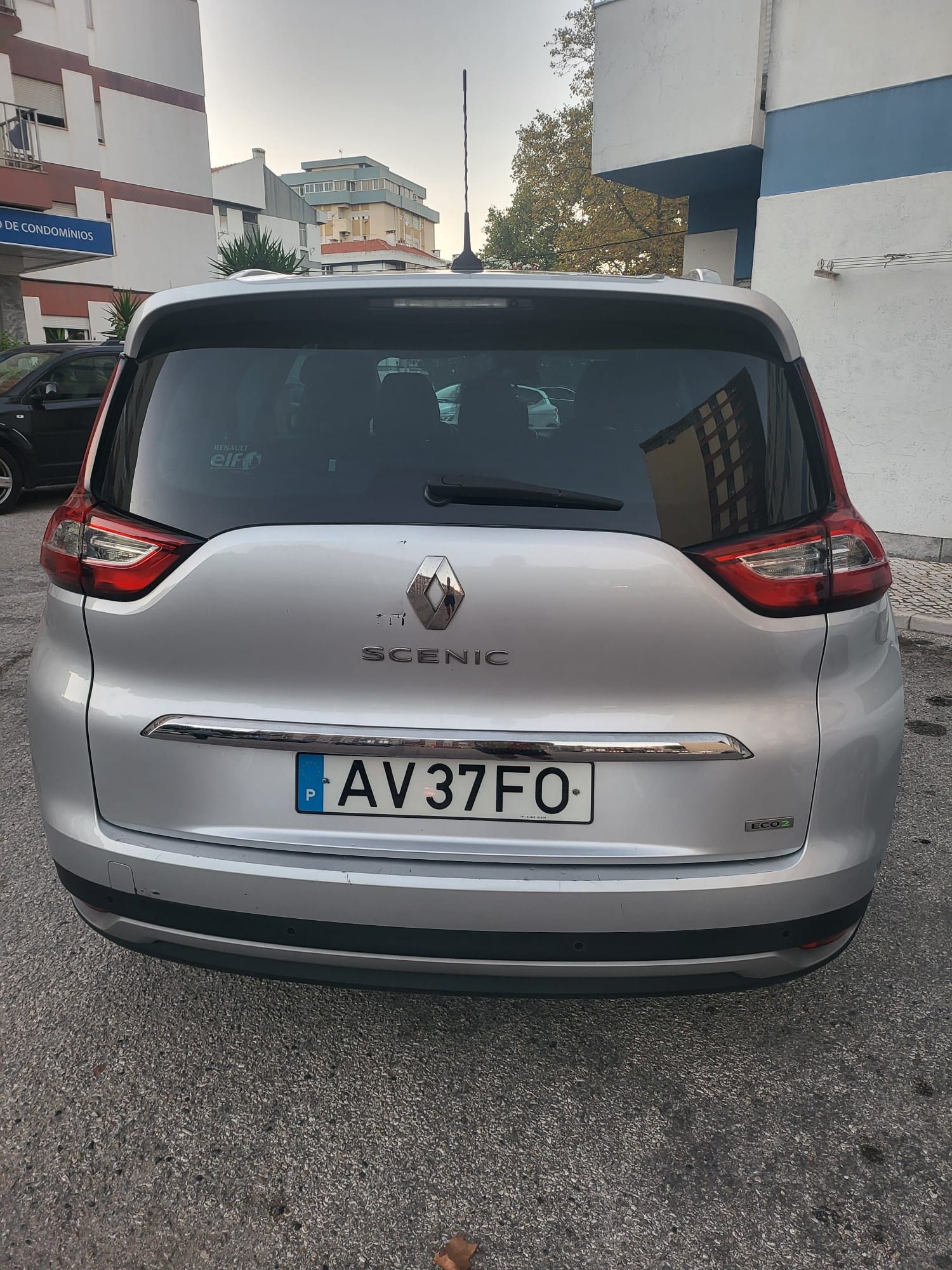 Vendo Carrinha Familiar
