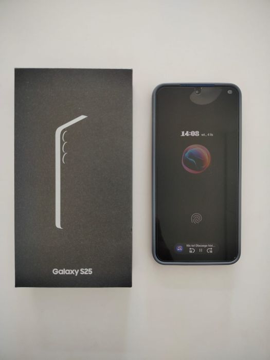 Samsung s25 256GB 1,5 roku gwarancji