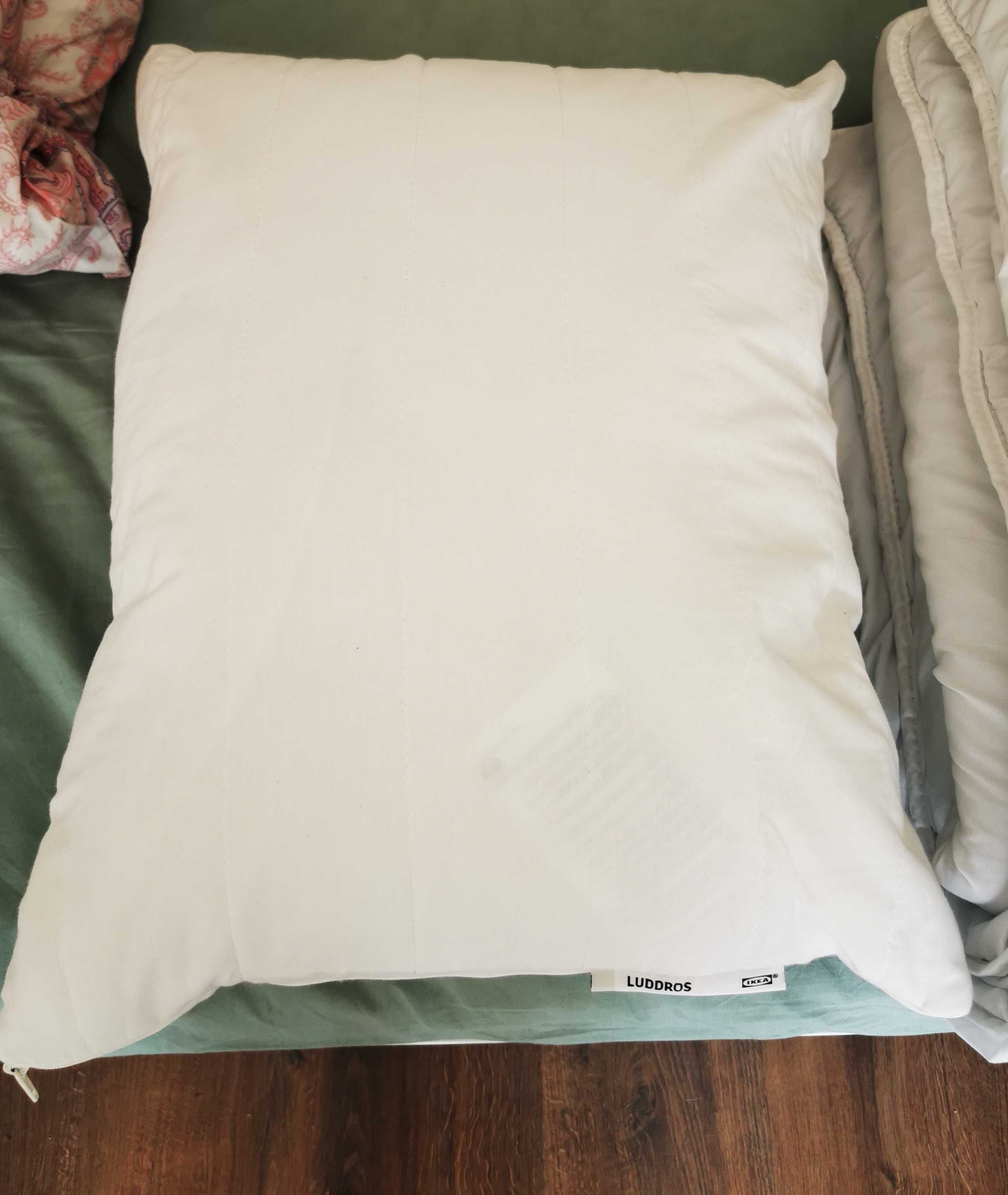 Vendo conjunto edredão para cama de solteiro + almofada