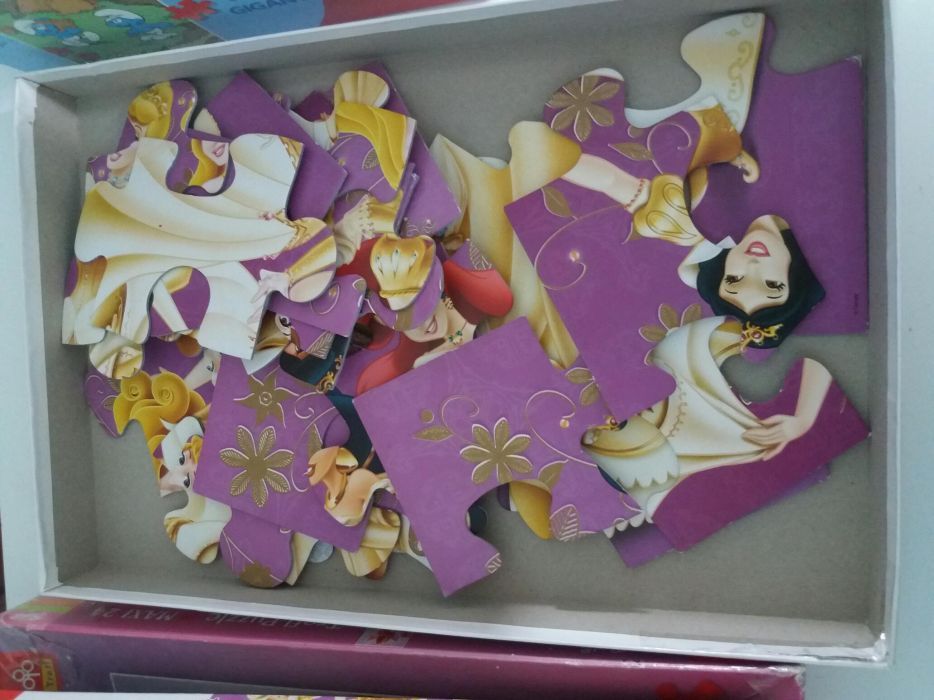 Puzzle , Disney Barbie