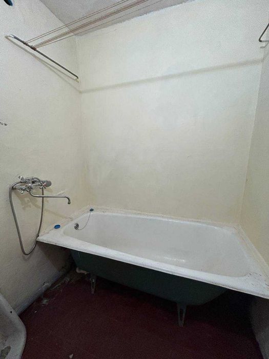 1 кімн. 1/9, без боргів, 2 мкрн. – Лівий берег