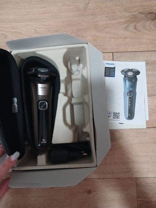 Електробритва Philips 5000