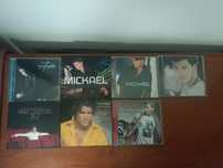 Vendo estes cd's com entrega em mão