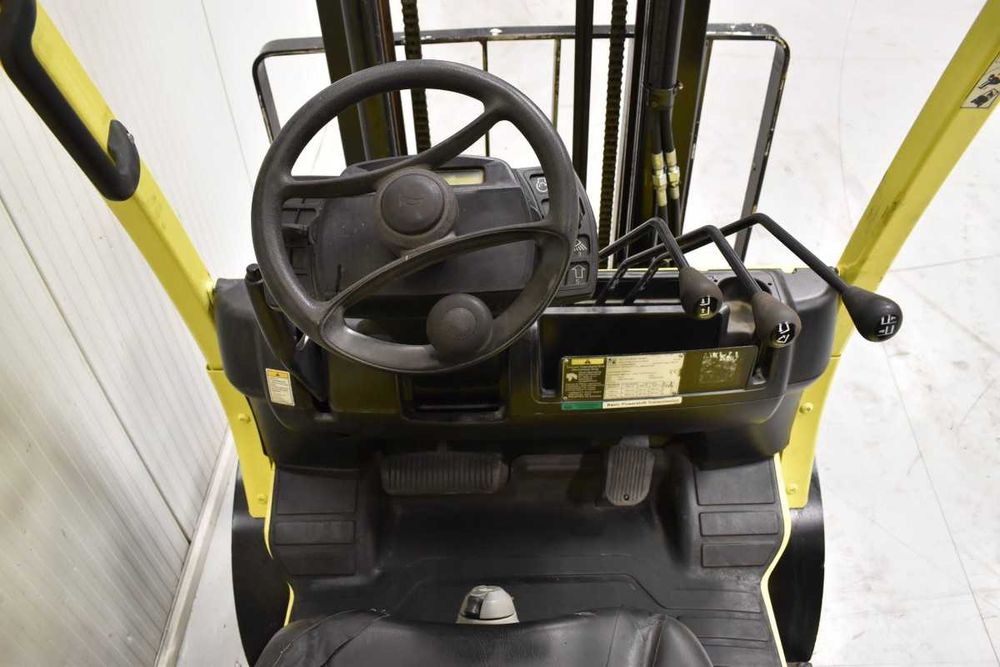 Навантажувач вилковий газовий Hyster H 2.5FT 2012