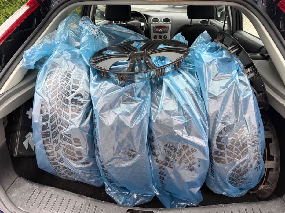 FORD FOCUS 1.6 Lift Stan bdb tylko 143000Tys Kola Zima/Lato Klima