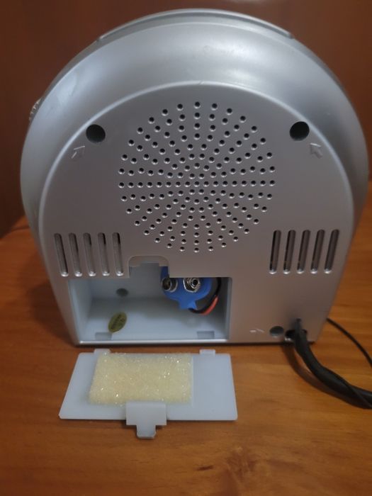 Rádio despertador AEG