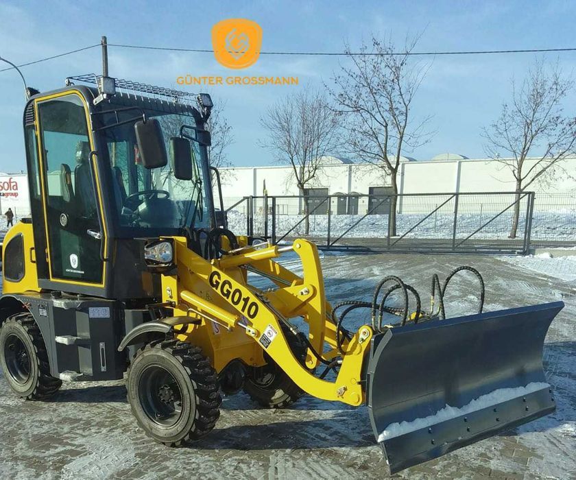ŁADOWNOŚĆ 1000 KG nowa mini ładowarka miniładowarka GG010