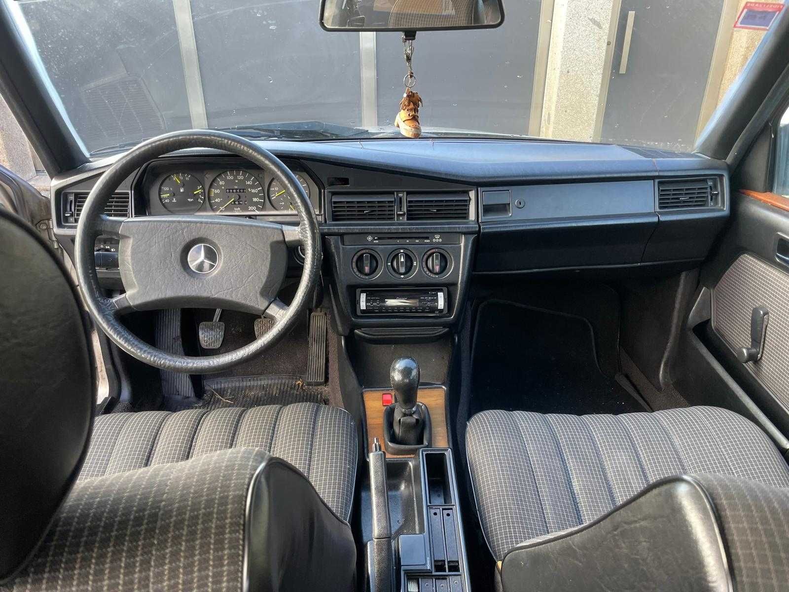 Mercedes 190D 2.5 W201