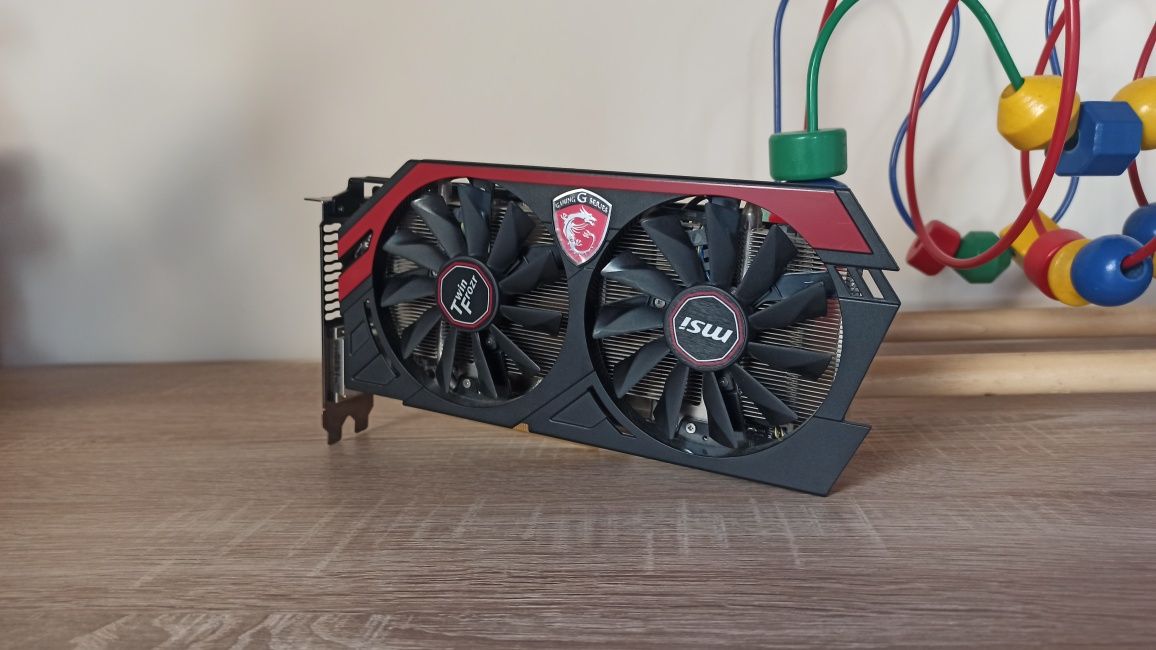 Karta graficzna MSI Radeon R9 270 OC