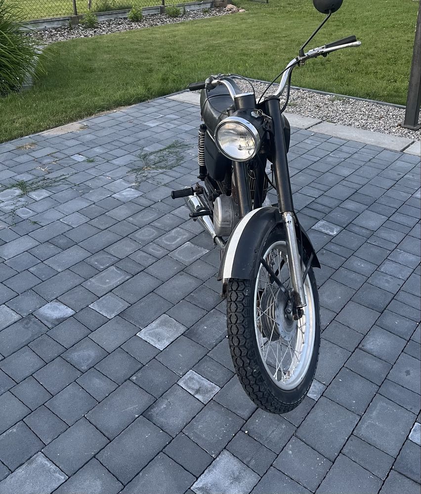 Sprzedam   W S K 125