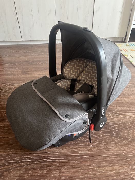 Автокрісло Lionelo