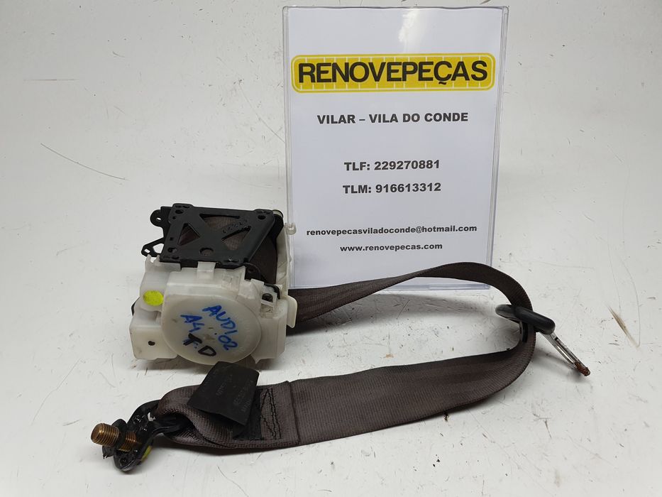 Cinto trás direito AUDI A4 (8E2, B6)