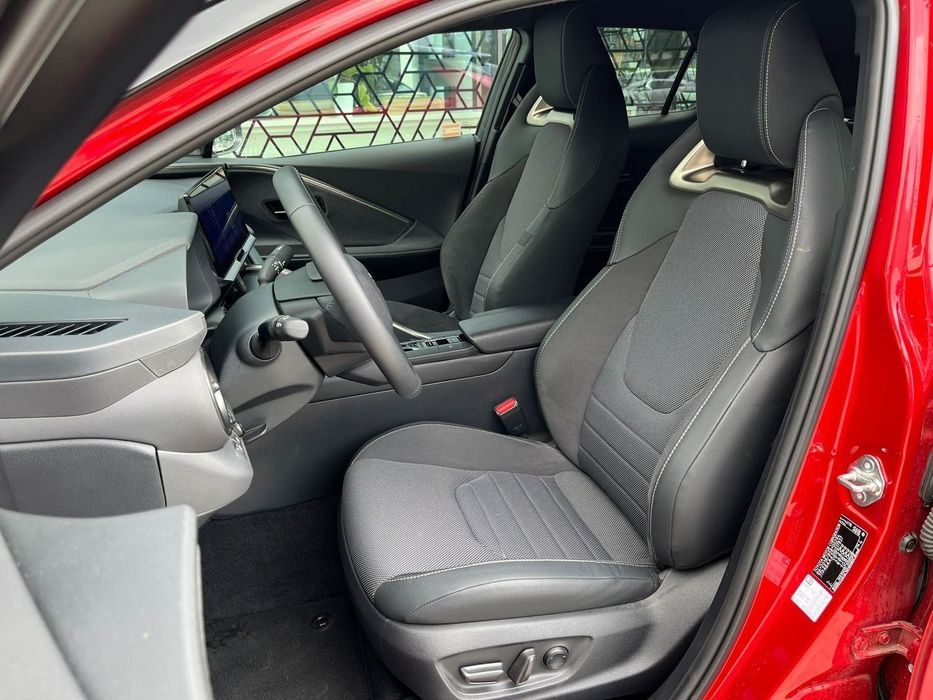 Toyota C-HR C-HR | Executive | FV23% | Salon PL | Serwis ASO | 1 wł. | KINTO