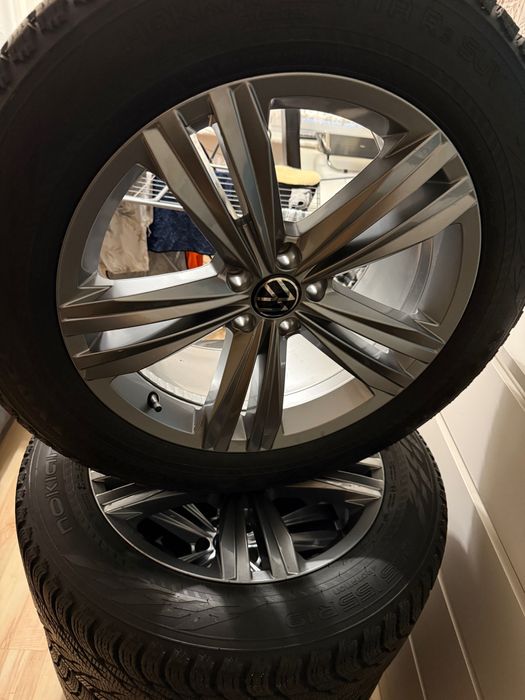 255. 55. R19. Koła volkswagen 5 x112 r19