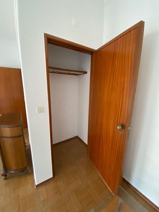 Apartamento T2 junto à Gare do Oriente e Moscavide
