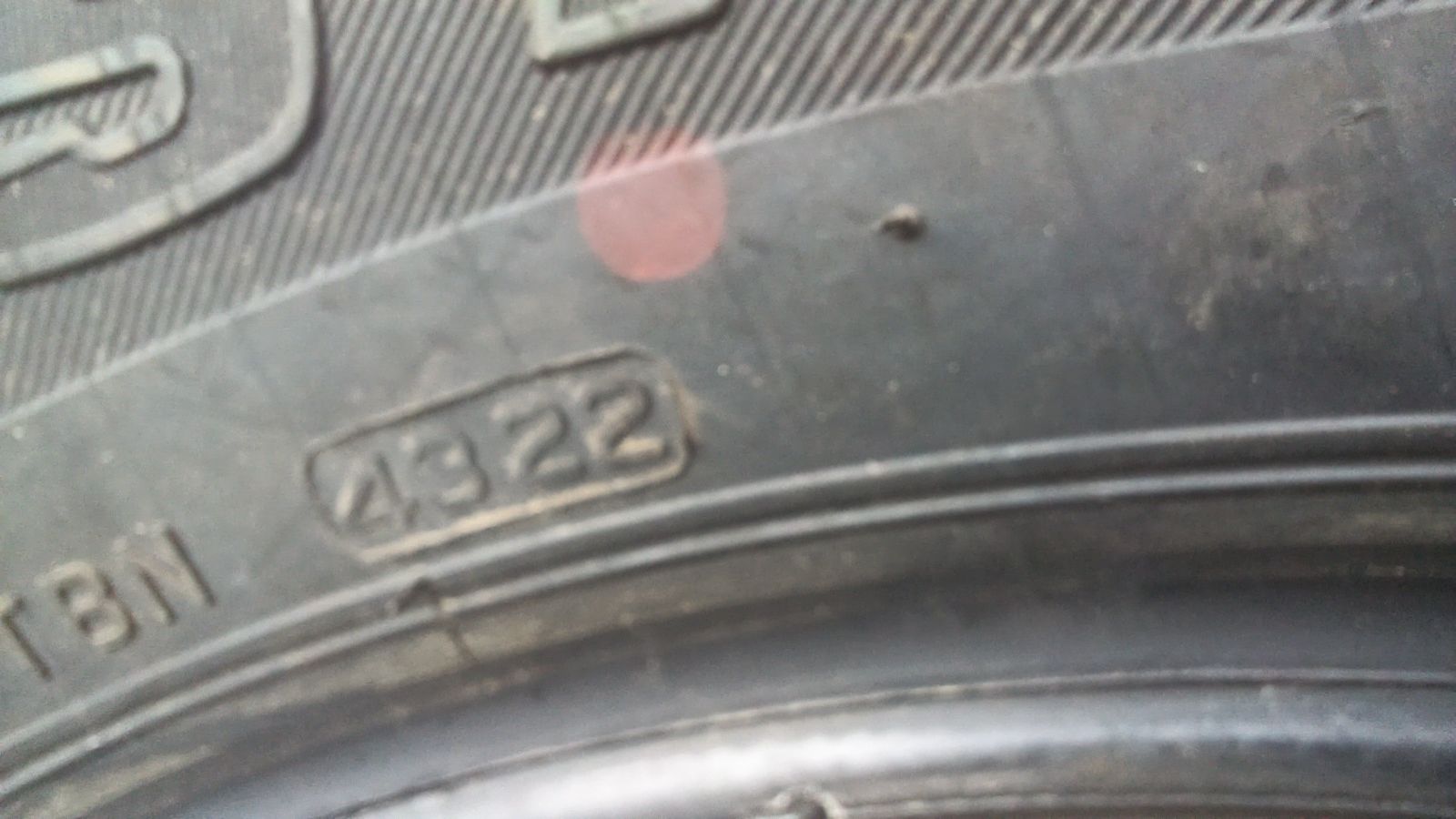 265 60 18 Bridgestone Dueler HT 684II