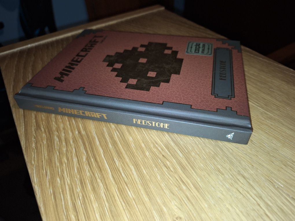 Minecraft - Livro Redstone.. Como novo.