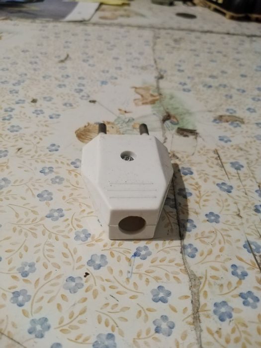 Vendo ficha novo para casa bom estado