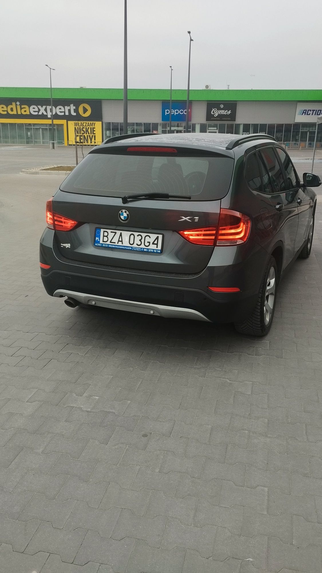 Sprzedam BMW X1 118d