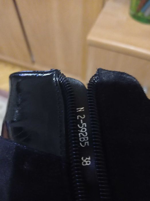 Чобітки жіночі замшеві