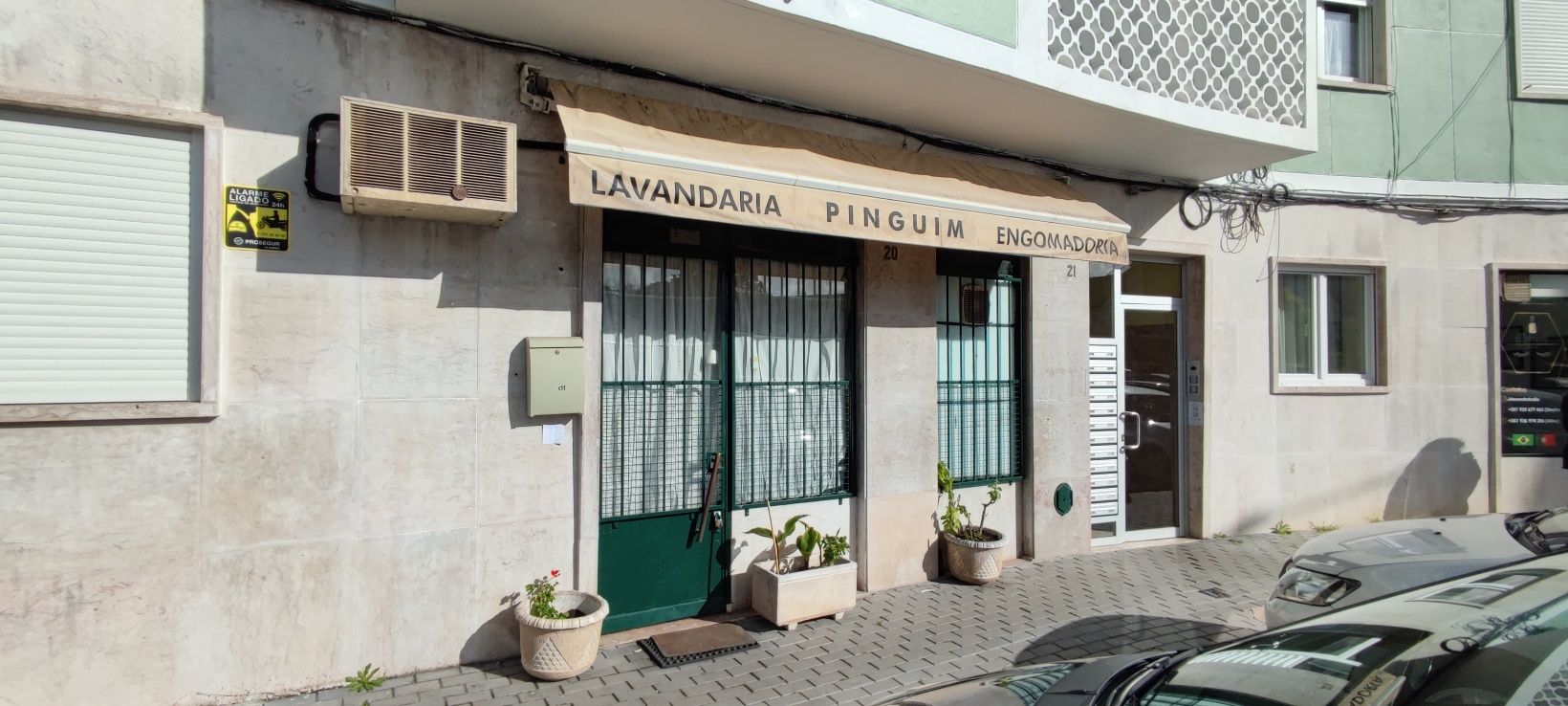 Vende-se Loja Queluz
