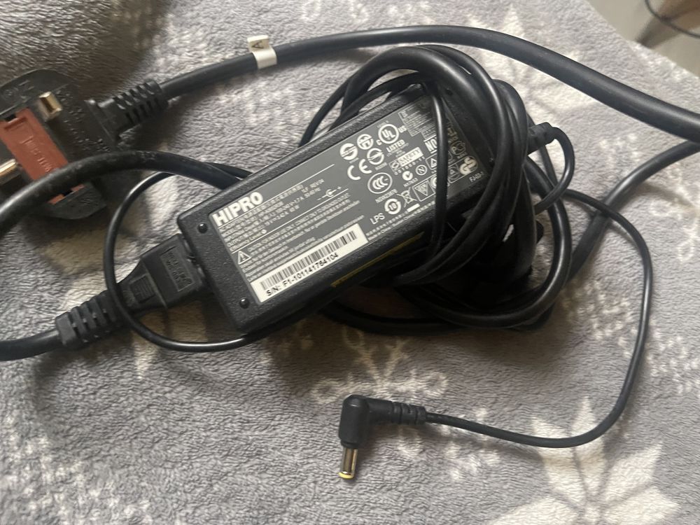 Zasilacz HIPRO HP-A0652R3B 19v 3.42 hipro