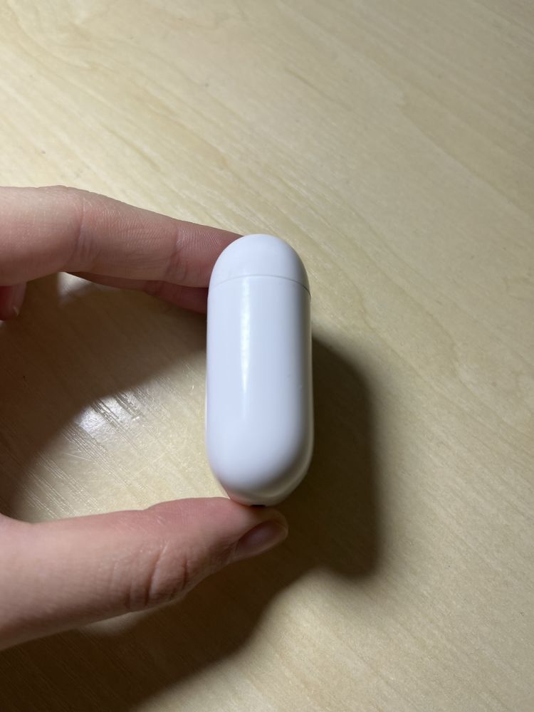Air Pods 2 кейс оригінальний