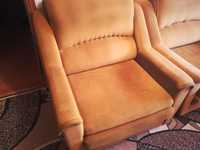 Кресло раскладное велюровое с ящиком для белья. Ширина 105 см.