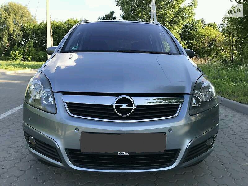 Продам Opel Zafira B 2007 року