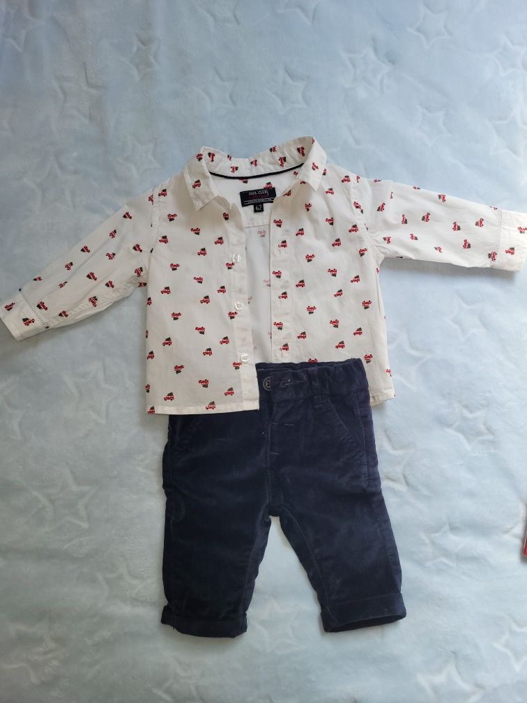 Komplet niemowlęcy Smyk  -koszula ze spodniami