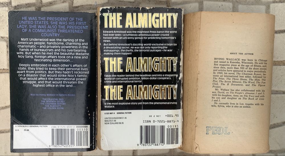 Paperbacks em inglês, segunda-mão