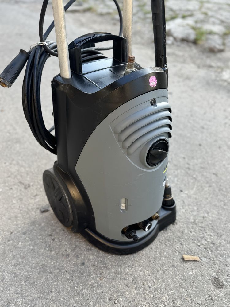 Мийка високого тиску Karcher Professional HD6/15