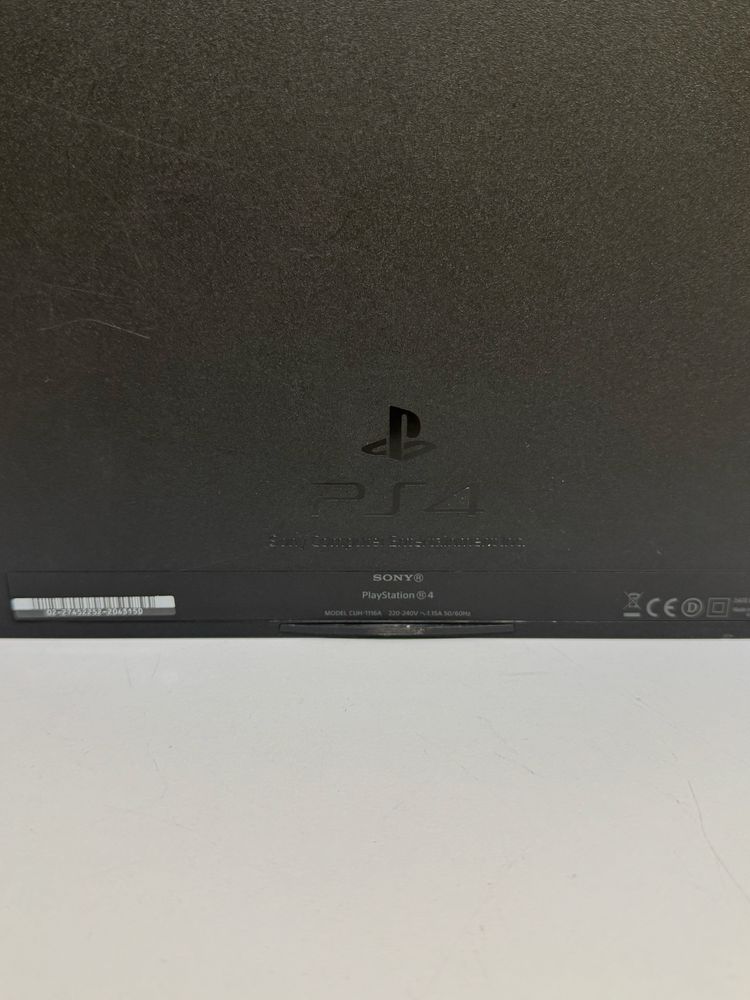 Playstation 4 plus pad
