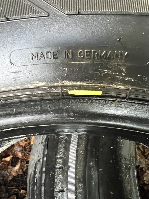 Шины бу 2 шт резина 315 80 22,5 Мишлен