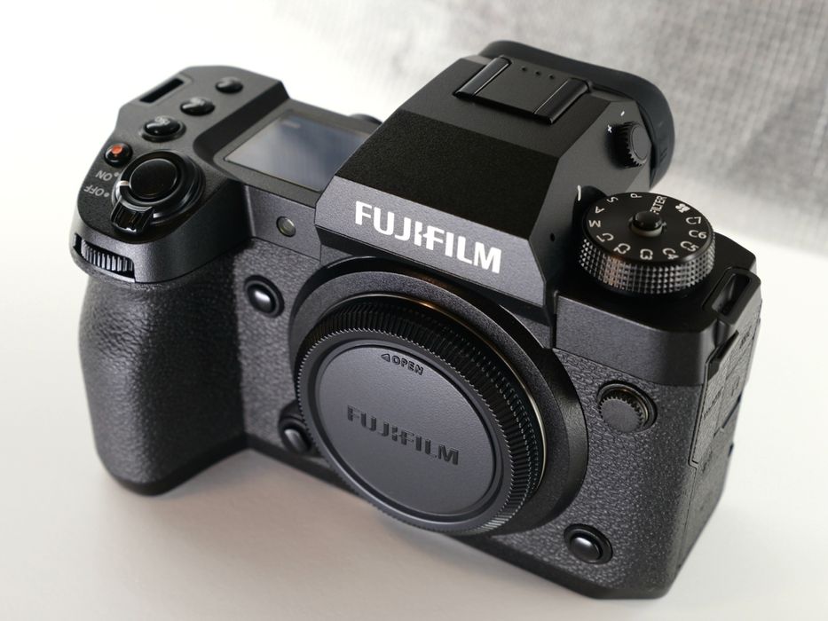 Fujifilm X-H2 stan jak nowy gwarancja producenta do 04.08.2027