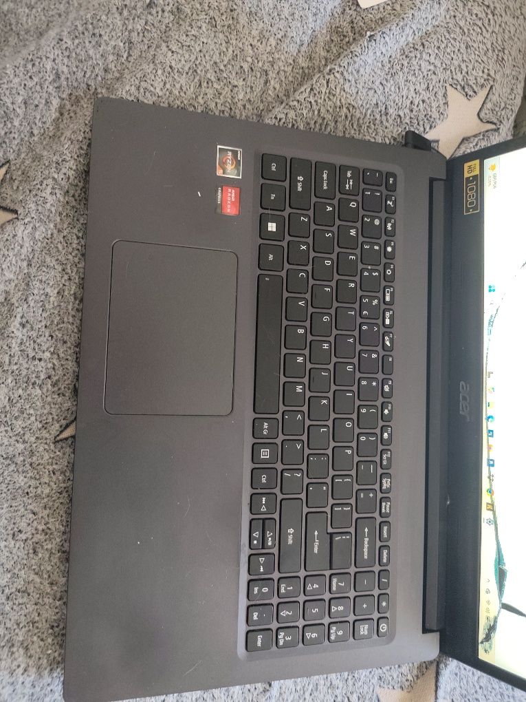 Laptop Acer aspire 3 uszkodzony wyświetlacz