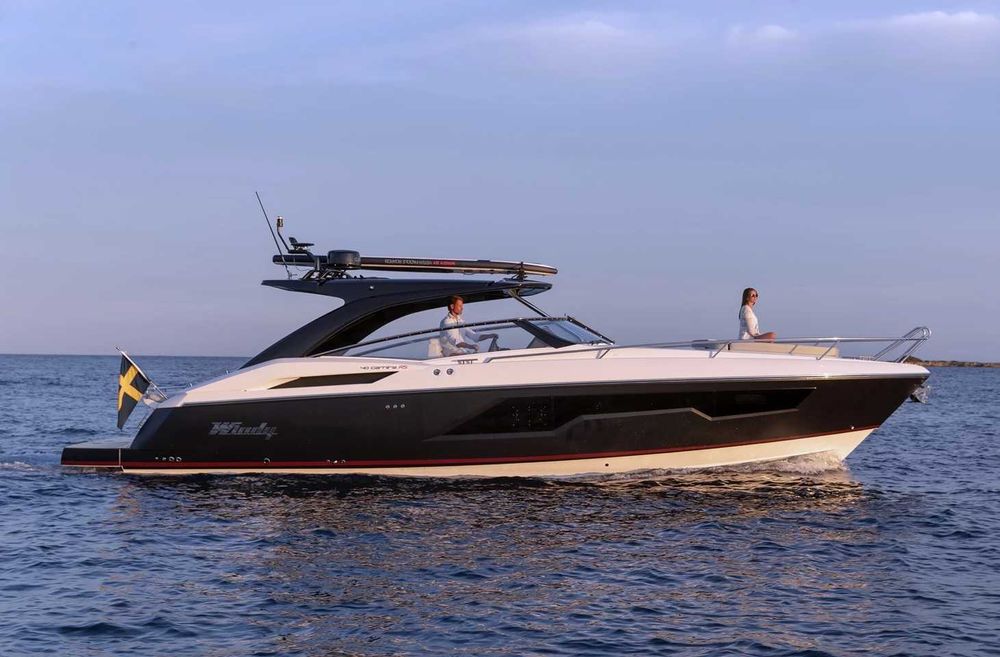 Jacht motorowy WINDY 40 Camira RS