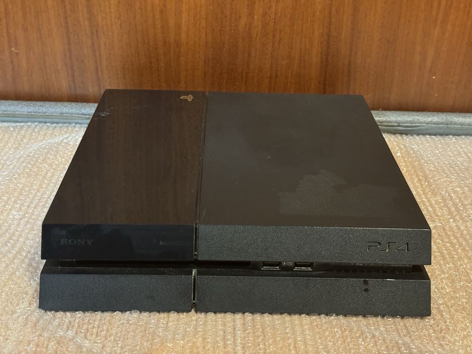 PlayStation 4 modelo CUH1115A