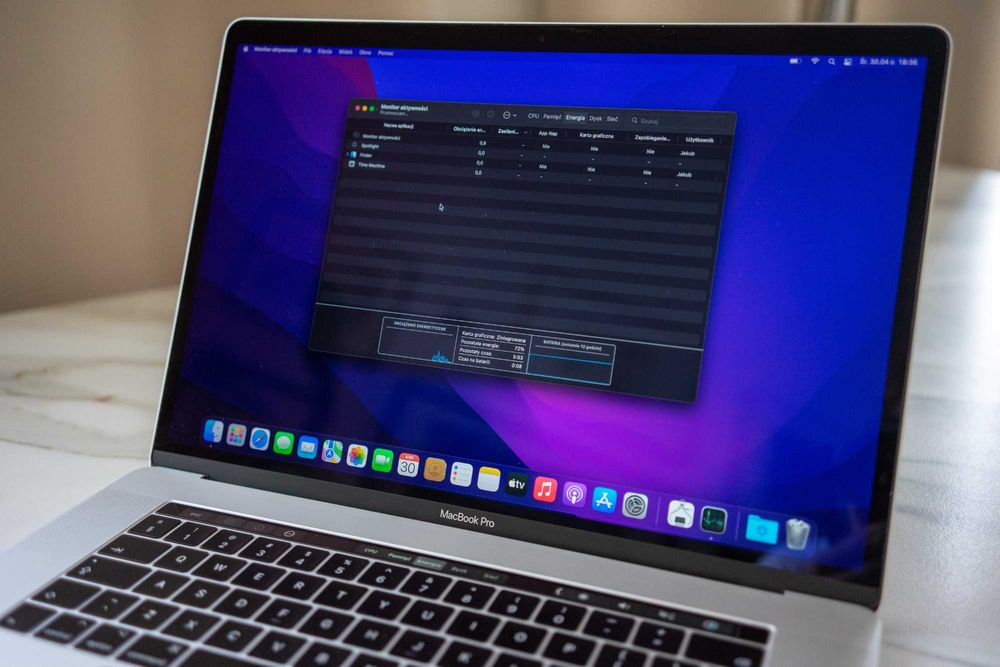 Macbook Pro 15 i7 256GB