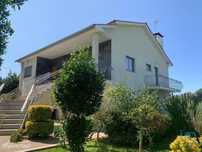 Casa / Villa T4 em Geraz Do Lima (Santa Maria, Santa Leocádia E Moreir