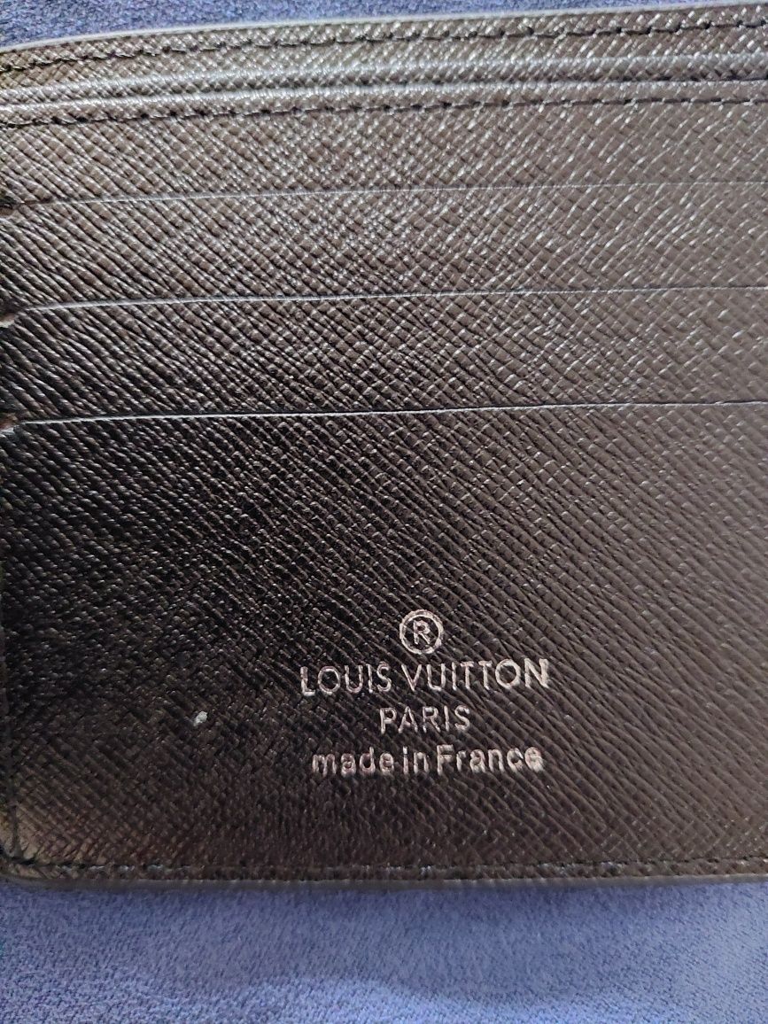Carteira de marca Louis Vuitton