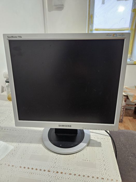Монітор  Samsung