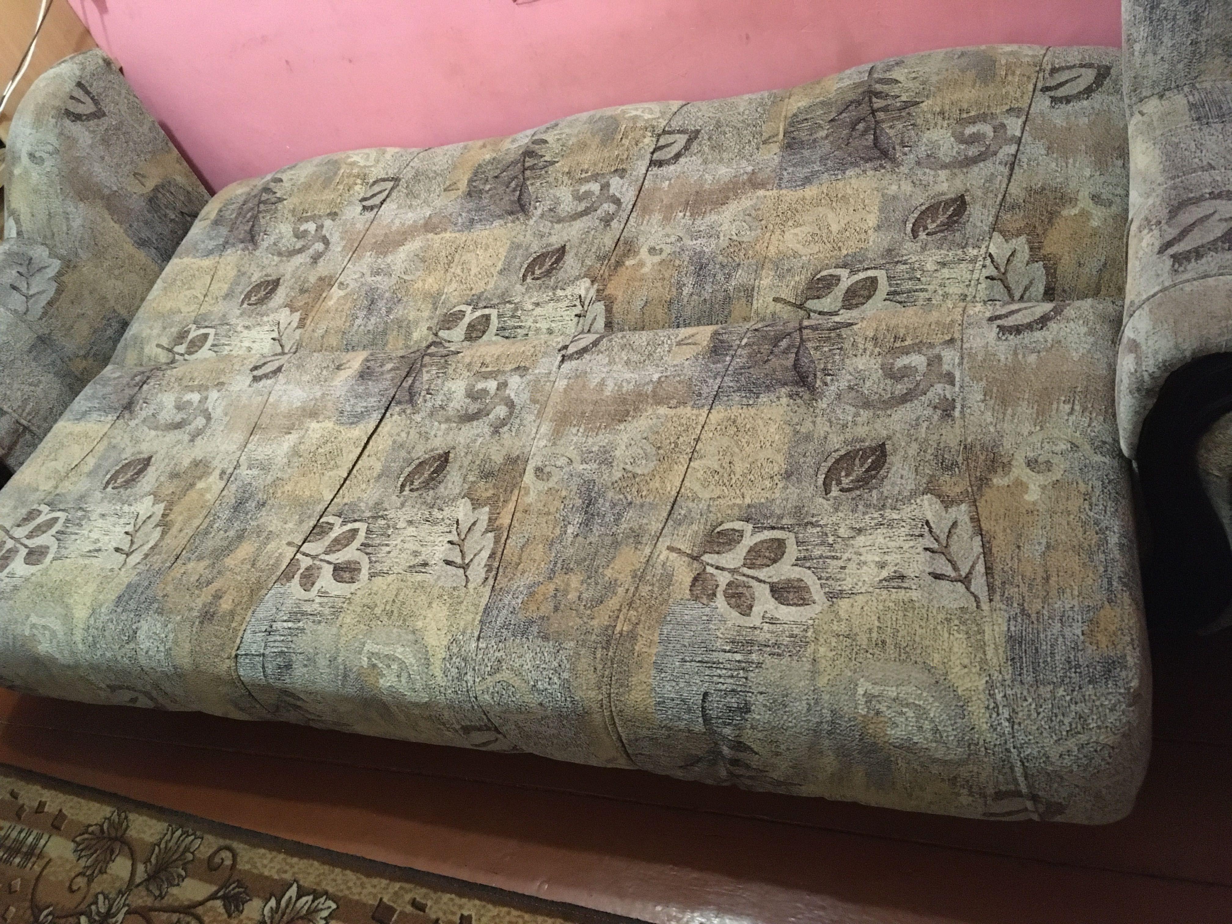 Срочно! Продам диван бу