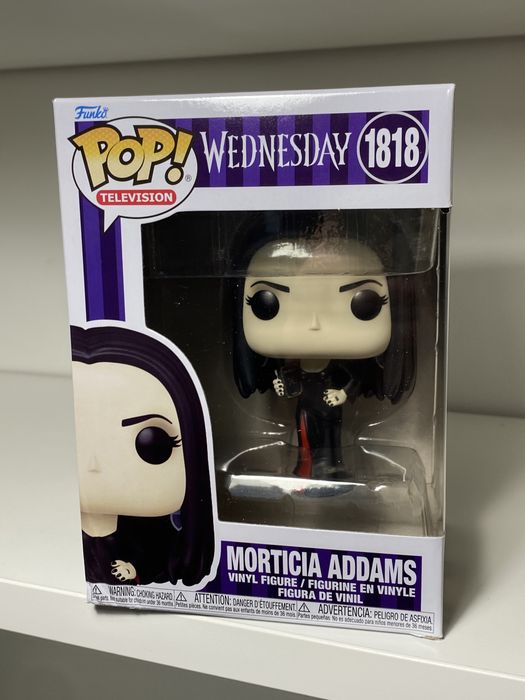 Morticia Addams 1818 Wednesday Funko Pop