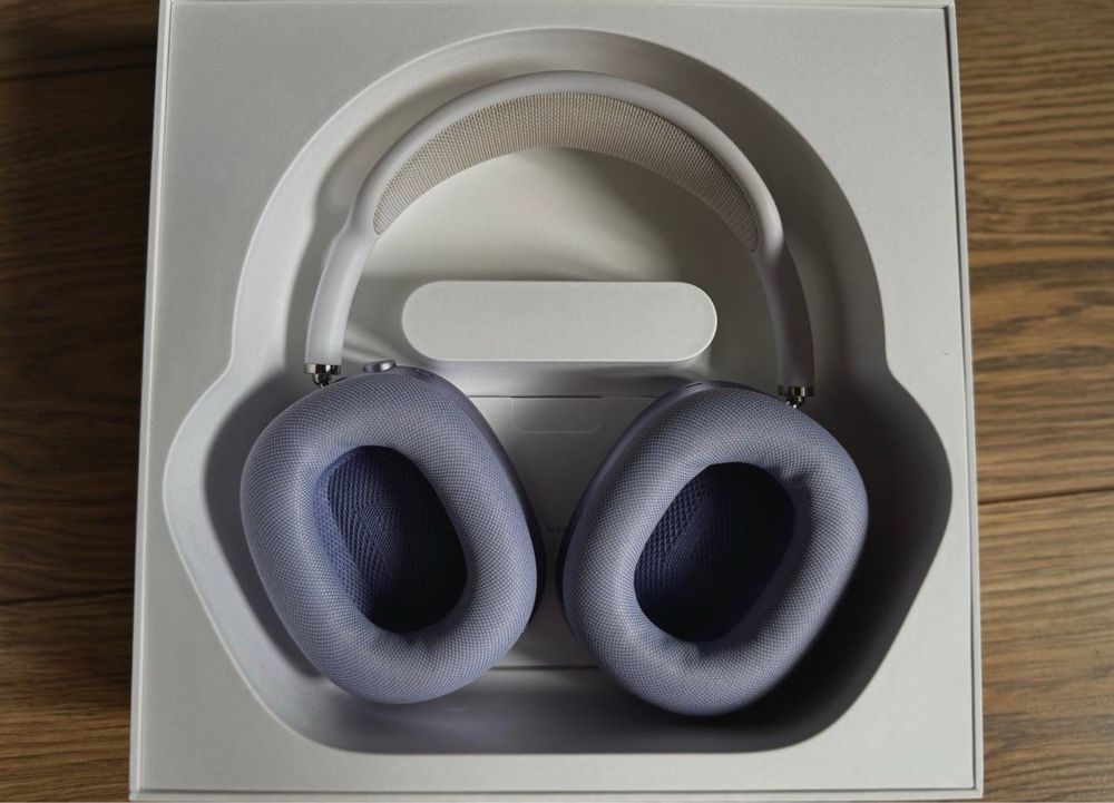 Продам Airpods Max,з гарантією від Комфі