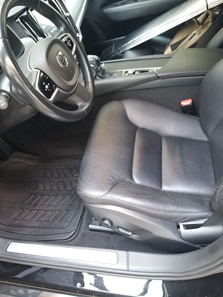 Vendo Volvo V90 bom estado